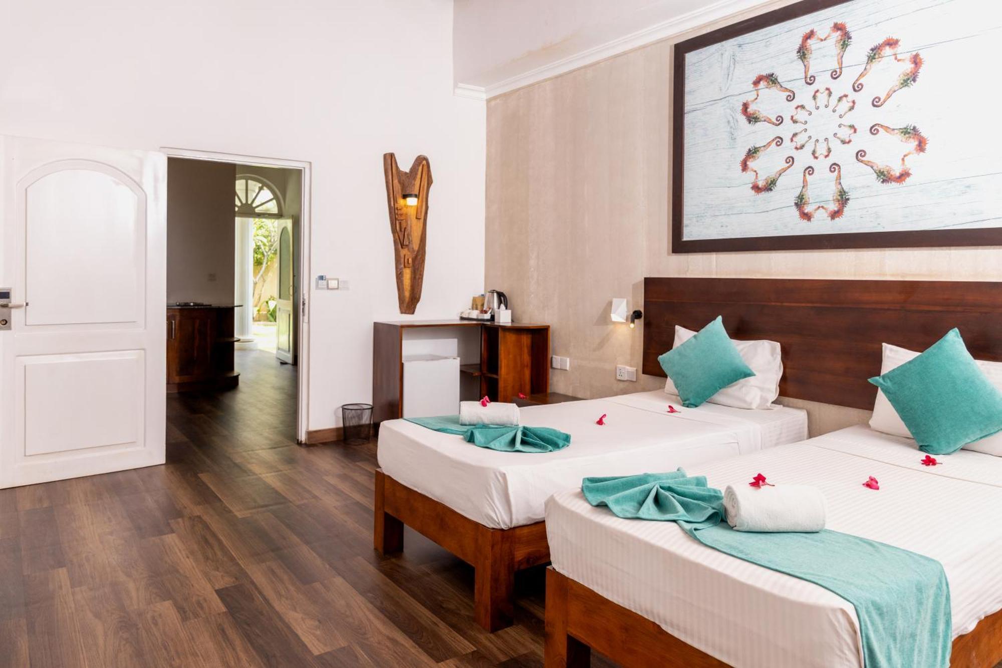 Seahorse Hotel & Spa Negombo Luaran gambar