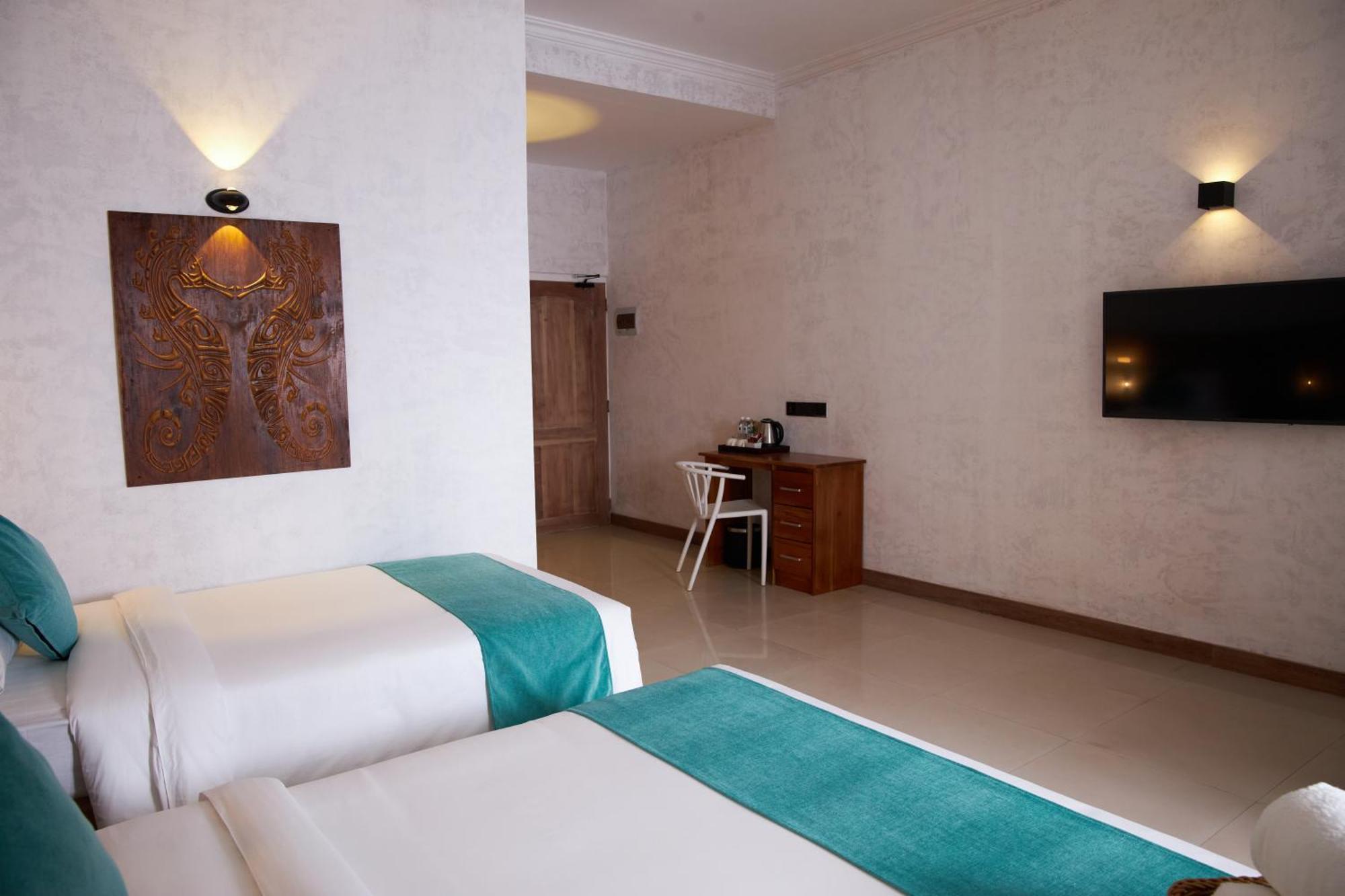 Seahorse Hotel & Spa Negombo Luaran gambar