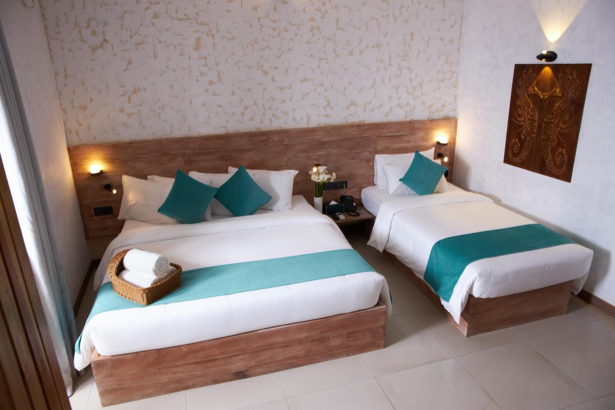 Seahorse Hotel & Spa Negombo Luaran gambar