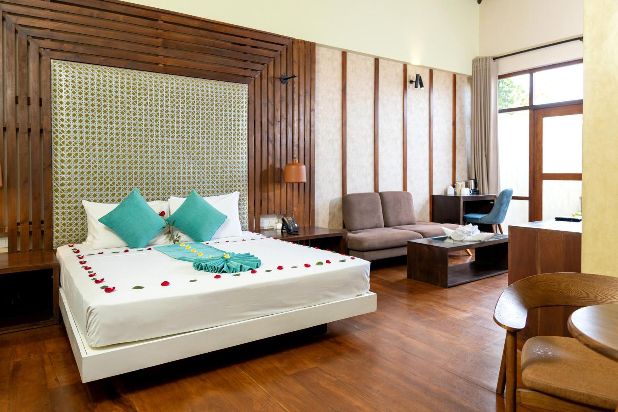 Seahorse Hotel & Spa Negombo Luaran gambar