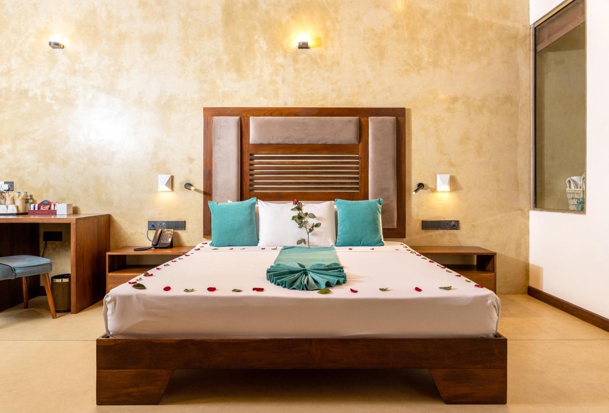 Seahorse Hotel & Spa Negombo Luaran gambar