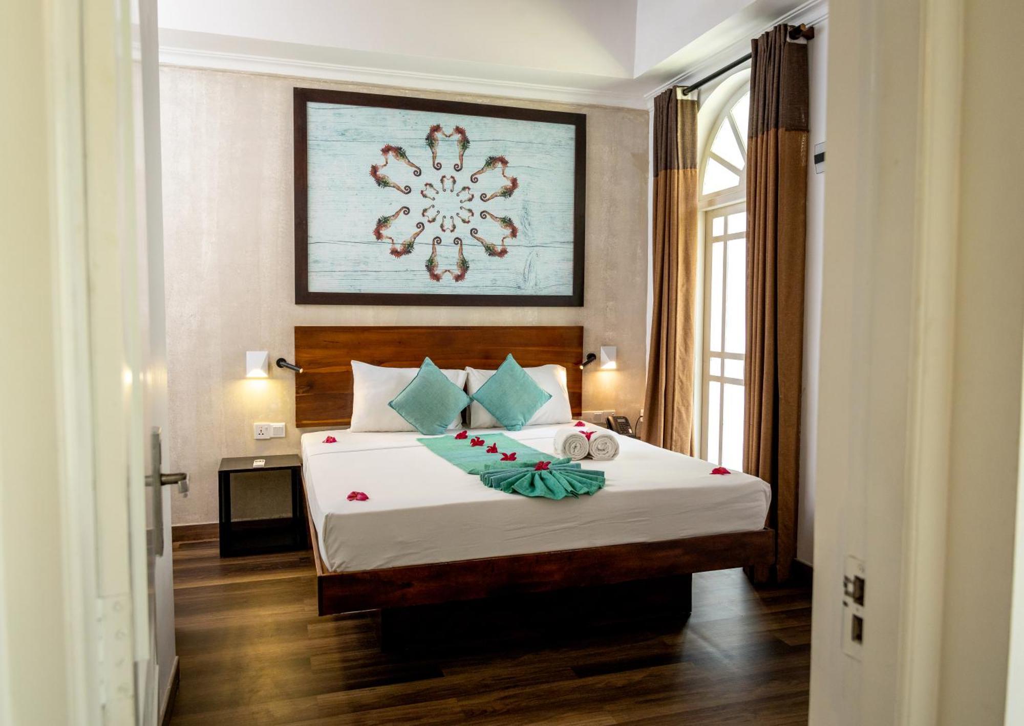 Seahorse Hotel & Spa Negombo Luaran gambar