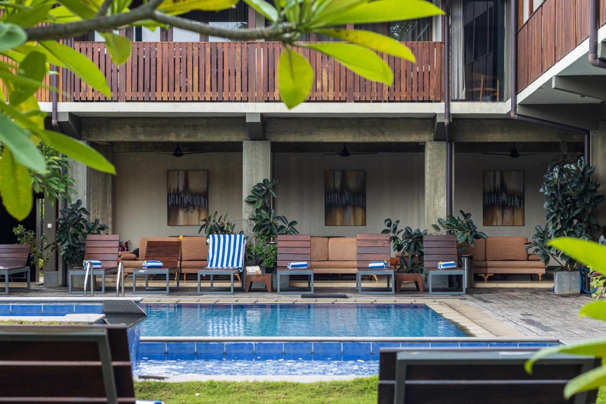 Seahorse Hotel & Spa Negombo Luaran gambar