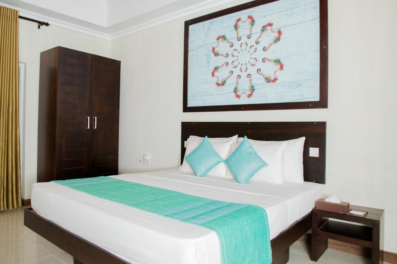 Seahorse Hotel & Spa Negombo Luaran gambar